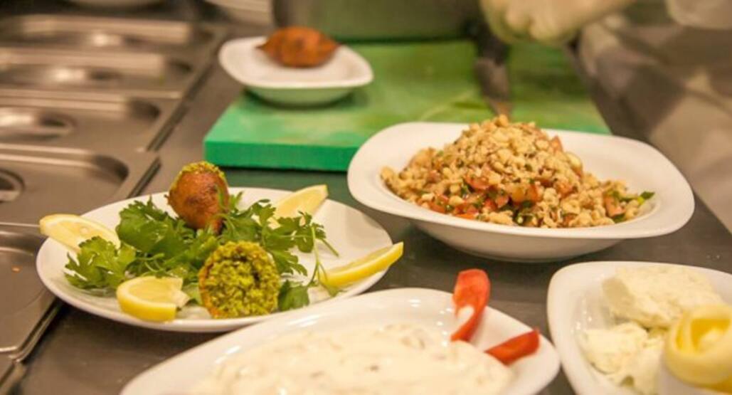 Esinti Kebap House Tepeustu Ihlamurkuyu Istanbul